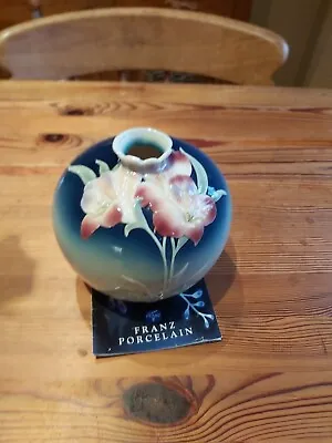 Buy Franz Porcelain Collectible Vases • 25£