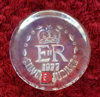 Buy Vintage Dartington Glass Paperweight Queen Elizabeth 11 Silver Jubilee 1977 • 6£