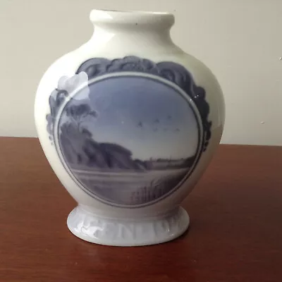 Buy Royal Copenhagen  Rundskuedag  1922 Antique Vase  • 45£