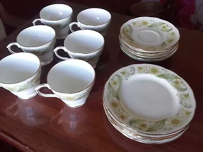 Buy Duchess Greensleeves Classic Bone China 6 Person Tea Set • 15£