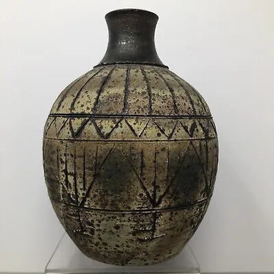 Buy Chris Bramble Pottery Stoneware Vase 15 Cm Tall, Dry Ash Incised Decoration#1163 • 110£
