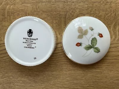 Buy Wedgwood Bone China Fluted Trinket Pot Dish In Original Box 'Wild Strawberry' • 10£