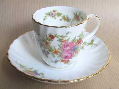 Buy MINTON LORRAINE PATTERN COFFEE / DEMITASSE CUPS AND SAUCERS (Ref8819) • 13.05£