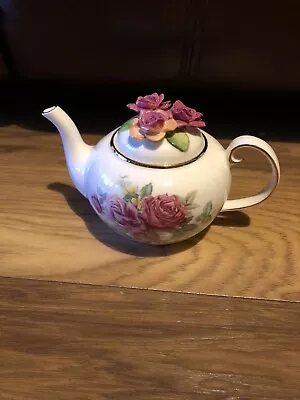 Buy Royal Stratford Country Cottage Teapots. Perfect Condition • 100£