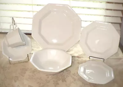 Buy Johnson Brothers White Heritage 6 Pc Place Setting(s) • 36.44£