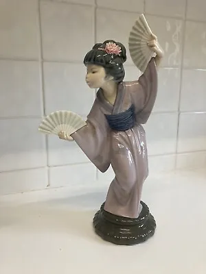 Buy LLADRO   Madame Butterfly” Japanese Girl With Fans Retired Figurine • 80£