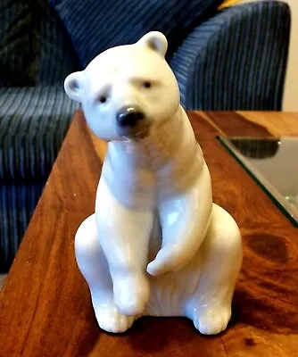 Buy Lladro Figurine Cute  Resting Polar Bear     • 15£
