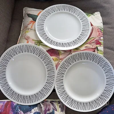Buy MIDWINTER CHINA GRAPHIC PATTERN 26.5 Cms Set Of Three  DINNER PLATES • 18£