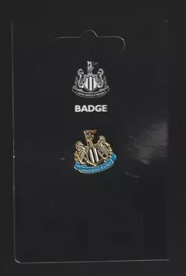 Buy NEWCASTLE UNITED F.C. Club Crest New On Official Card Enamel Badge FREE POST UK • 5.35£