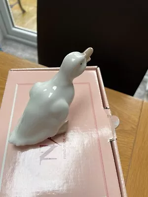 Buy NAO Little Duck Figurine Ornament • 8£