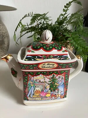 Buy CHRISTMAS Sadler Christmas Morning Tea Pot • 24.99£