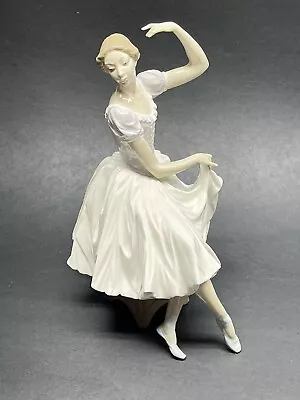Buy LLADRO #5275   WEARY BALLERINA   SITTING ON A STOOL-EXCELLENT/MINT Glossy • 219.56£
