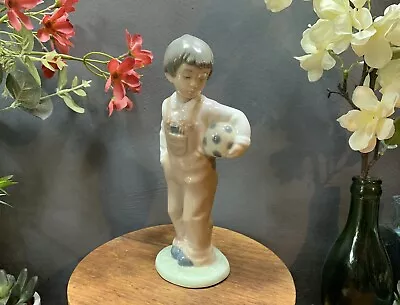 Buy NAO By Lladro Figurine Wanna Play Boy With Football 1068 • 0.99£