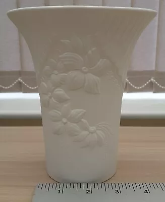 Buy Vintage Kaiser German Bisque Porcelain Vase In Excellent Condition  • 6.50£
