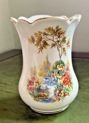 Buy Vintage Falcon Ware 'Victor' Pattern Vase • 12£