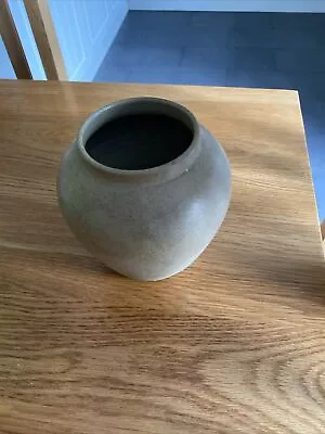 Buy Small Hillstonia Vintage Vase • 10£