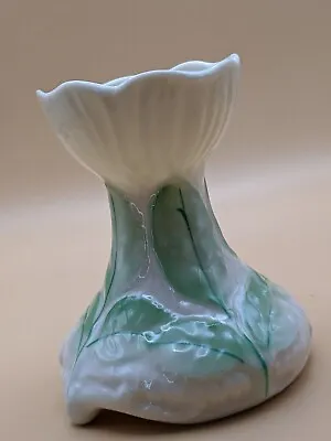 Buy Unusual Flower Shaped Belleek Elm Leaf Spill Vase  • 8.67£
