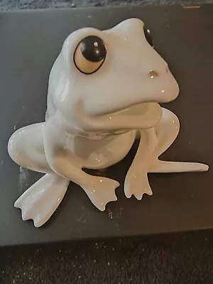 Buy Royal Osborne Malaysia China White Frog Figurine • 40£