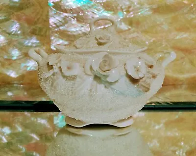 Buy Antique Coalport Bone China Trinket Box With Handmade Flower Decoration • 5£