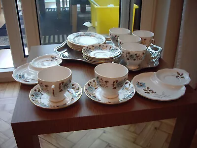 Buy Queen Anne England Bone China Tea  Set  Pattern 8460 • 30£