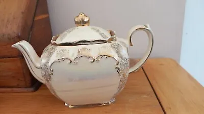 Buy James Sadler Teapot  • 25£