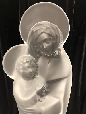 Buy Lalique-France, Madonna And Child Large Crystal Glass Frosted Sculpture • 474.36£