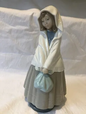 Buy Vintage Lladro Dao Figurine Girl With Bundle, Daisa 1982, Perfect Condition • 24£
