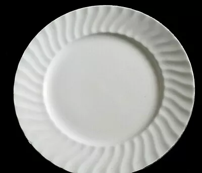 Buy Jo Booth London Design White Rippled Pattern 11 Inch Dinner Plate X1  • 8.99£