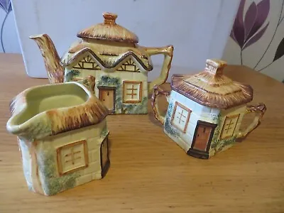 Buy Vintage Keele Street Pottery Cottage Ware Tea Set • 20£