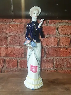 Buy Madame Posh Figurine  • 13£