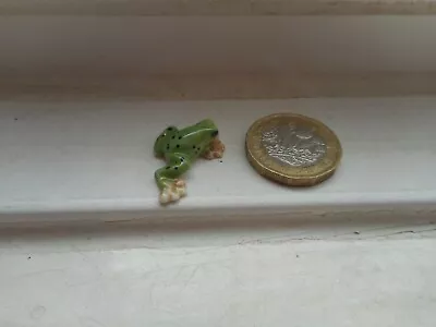 Buy Frog - Beautiful Detailed Tiny Miniature Pottery Green, Black Dainty  Frog • 3.20£