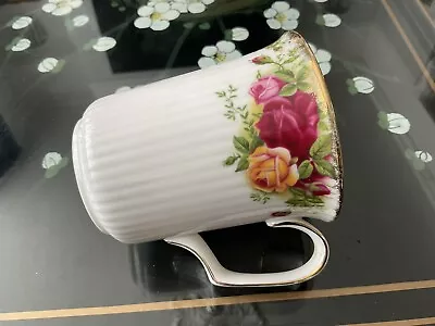 Buy Royal Albert 'Old Country Roses' Mug 2nd Quality. • 5£