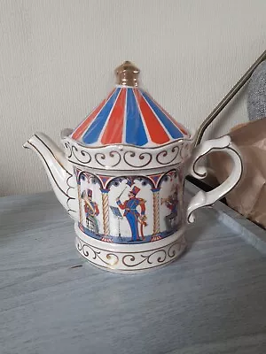 Buy Vintage Sadler's Pottery Teapot: Edwardian Entertainments Band Stand Pattern • 12£