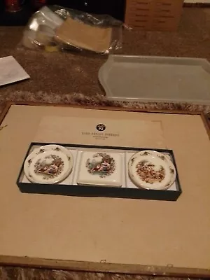Buy Lord Nelson Pottery Two Coasters Or Pin Trays And A Trinket Box With Courting... • 10£
