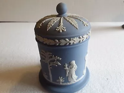 Buy Antique Wedgwood Jasperware Neoclassical Lidded Pot • 9.99£