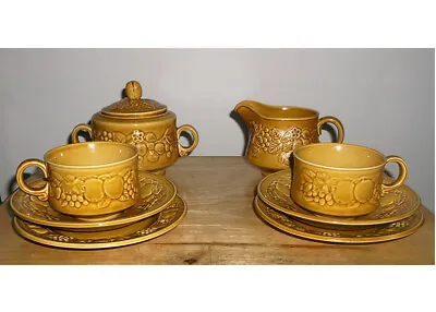 Buy Royal Worcester Crown Ware Grapevine 8 Piece Tea Set • 30£