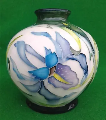 Buy Moorcroft Trial Vase - Rhs Lady Beatrix Stanley - Nicola Slaney - Factory 2nd • 124.99£