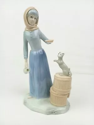 Buy St. Michael Pottery Lady And Cat Figure 1986 • 30£