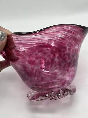 Buy ART GLASS Flutter Vase Bowl Cranberry Blown Glass Swirl Applied Base • 21.14£