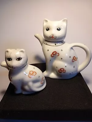 Buy Vintage Lucky Cats Matching Teapot Ornaments • 10£