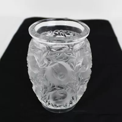 Buy Lalique Vase Bagatelle Frosted Crystal Glass Bird Vase 17cm / 7  • 200£