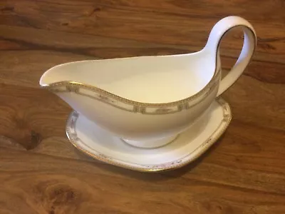 Buy Wedgewood Colchester Gravy Boat And Saucer • 10£