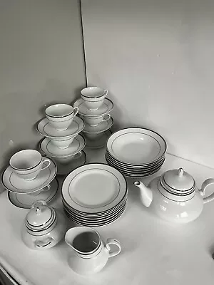Buy TRADE WINDS TABLEWARE Silver Band 8 Persons Breakfast Service Set - 35 Pieces • 80£