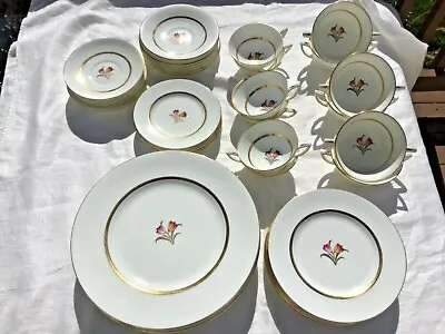 Buy Minton Dover Pattern Set Of China Service For (6) 42 Pieces 7 Pc. Place Settings • 212.96£