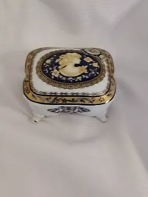 Buy LIMOGES French - Footed Lidded Trinket Box - Decore A La Main • 9.99£