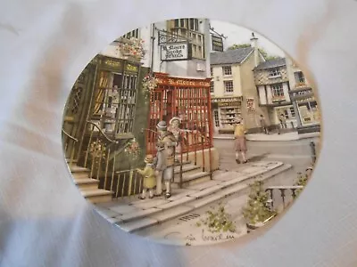 Buy Royal Doulton THE BOOK SHOP  Plate - Window Shopping By Colin Warden 1990 • 2.99£