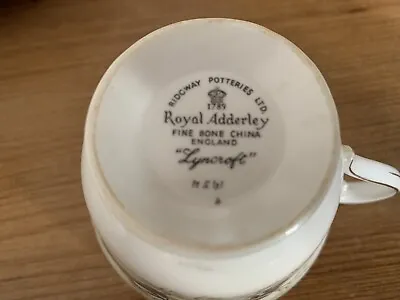 Buy Royal Adderley Lincroft Tea Set • 25£