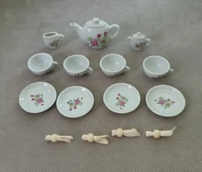 Buy Vintage Childrens Tea Set  - Made In Taiwan Flowers Roses • 15.18£