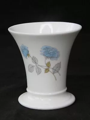 Buy Wedgwood Ice Rose English Bone China Posy Vase  9cm Tall Excellent Comdition • 5.50£