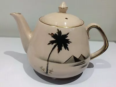 Buy Keele St Pottery Gold Pyramid  Teapot • 15£